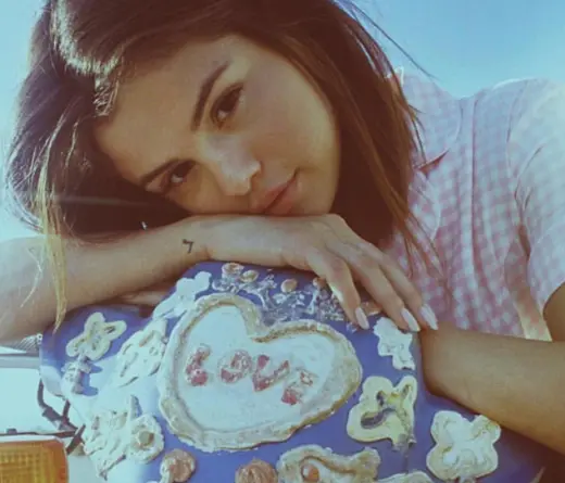 Selena Gomez adelanta fotos de lo que podra ser su prximo single: 